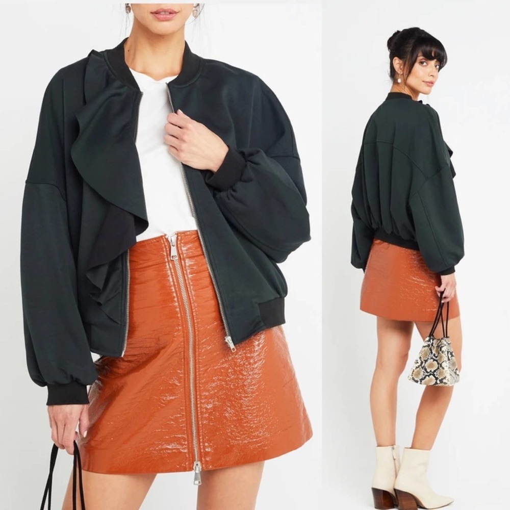 Excellent Condition Few Moda Ruffle Black Bomber Jacket - Size Small - Picture 12 of 13